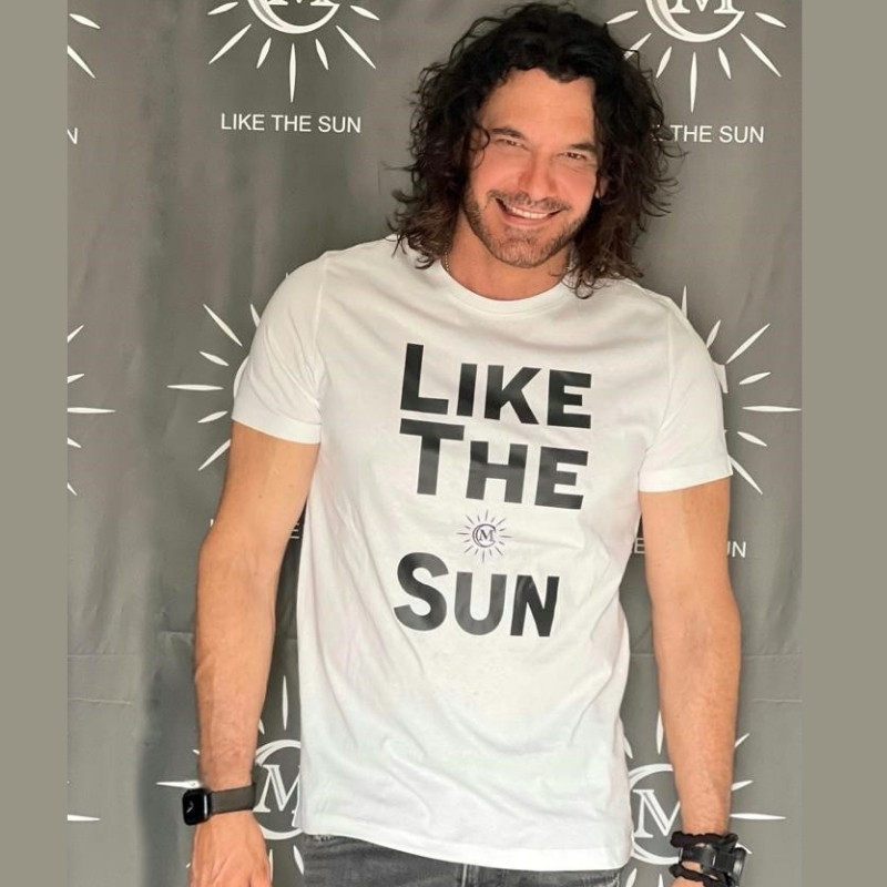 Camiseta de mangas cortas blanco - Like the Sun bordado - E-shop CMK008 - LIKE THE SUN - MARIO CIMARRO