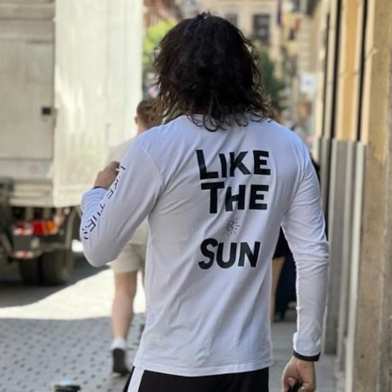 Camiseta de mangas largas - Like the Sun bordado - E-shop CMK006 - LIKE THE SUN - MARIO CIMARRO - espalda